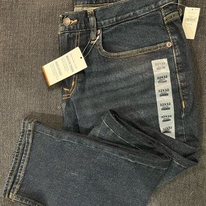 NWT Men’s Old Navy Athletic Jeans 32x32 qty 3